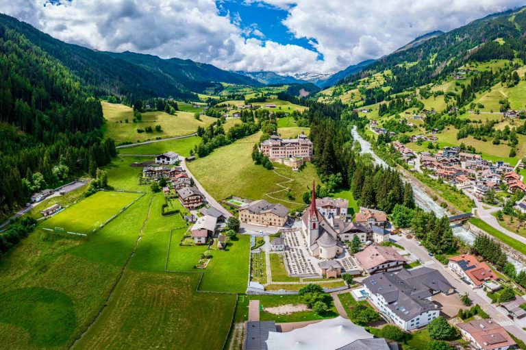 RATSCHINGS STRENGTHENS SUSTAINABLE TOURISM THROUGH STRATEGIC SUPPORT 